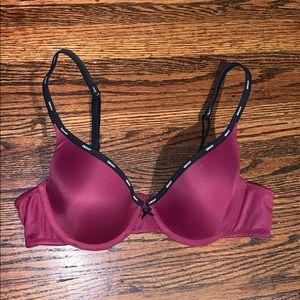DKNY t-shirt bra
